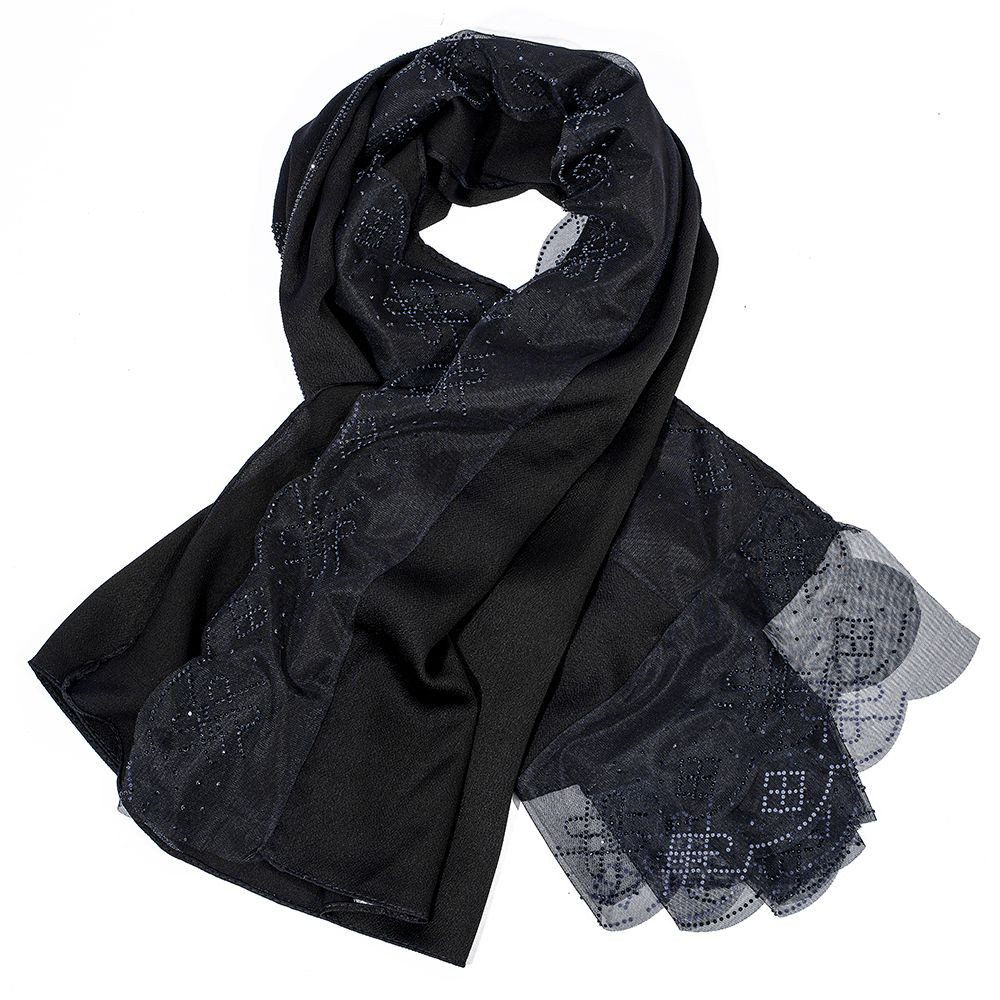 Womens black classic lace hijab